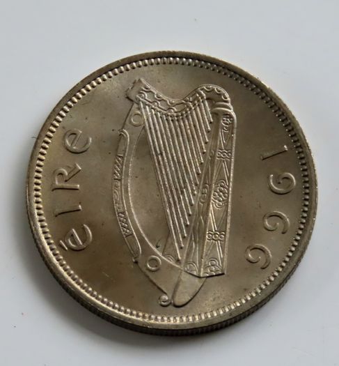 1966 Ireland Shilling BUNC coin 60 years old