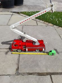 Old tin plate fire engine