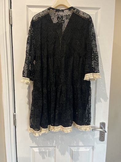 lace dress