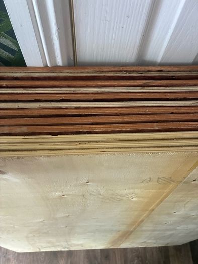Sheets of timber