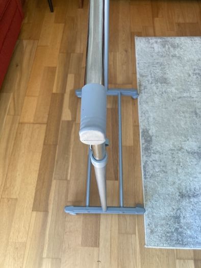 clothes rail on wheels