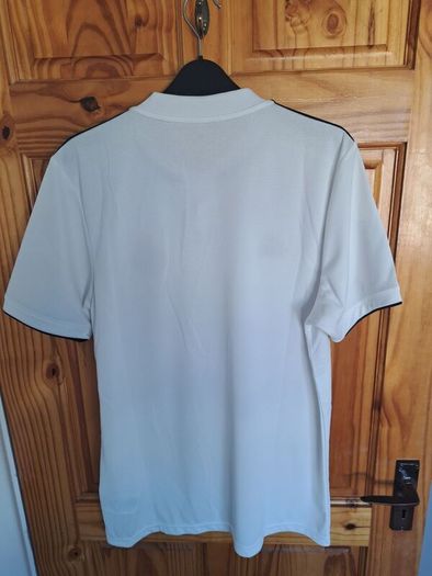 Real Madrid jersey. Mens Medium. BNWT.
