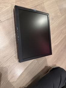 Monitor Thru-Vu VMM-19U