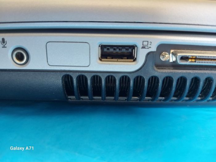 HP Pavilion zv6000, Windows XP, in excellent cosmetic condition, A Genuine real Blast from the past