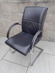 1970's Chrome Tube Leather Chair. Vintage 70's collectable design classic
