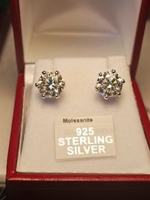2ct+2ct Moissanite Solitaire Studs