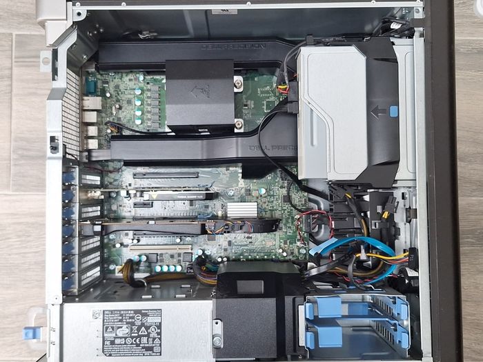 Dell Precision 5810. 3.6Ghz, 32GB RAM, 512GB SSD, Quadro K620