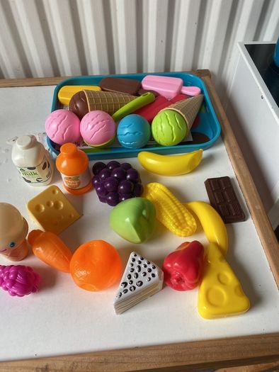 Plastic food