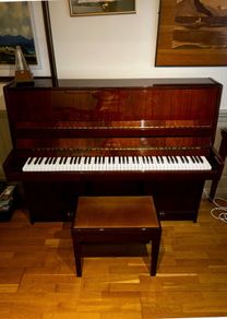 Pristine Condition Petrof 116 Walnut Upright Piano