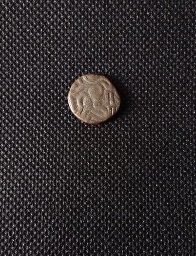 Medieval Sri Lanka ( Ceylon) Coin : 1200 - 1202 AD Copper Massa