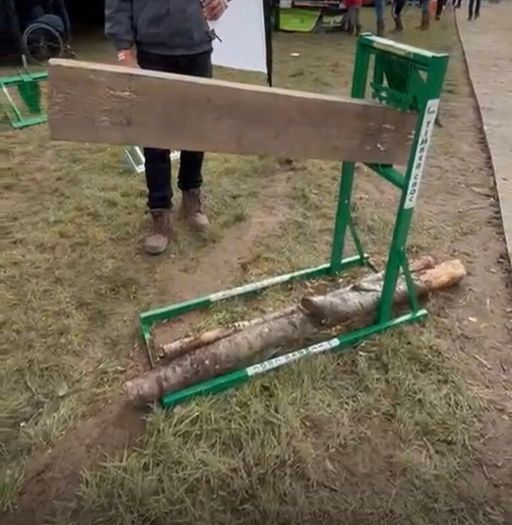 Log Holder Timber Croc