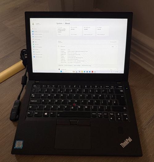 Lenovo Thinkpad X270 I5-7300u  8gb Ram 256gb Ssd