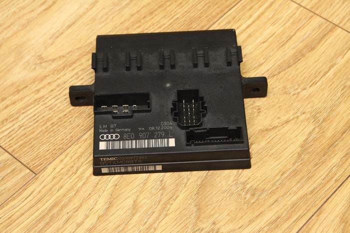 Audi A4 B6/B7 MCE Module central Electric, High Version, Long Coding