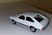 Volkswagen Passat 1:43 model car
