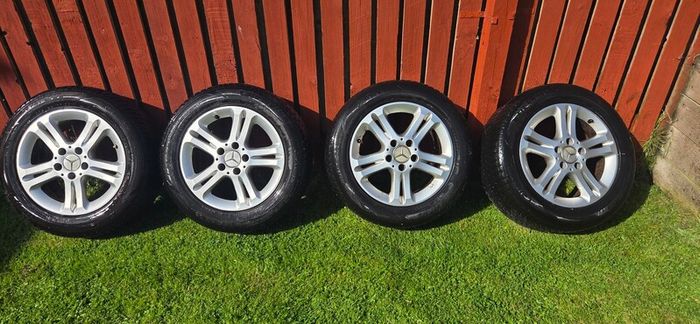 w211 16inch alloys with tyres