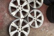 Subaru 17" wheels
