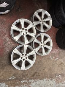 Subaru 17" wheels