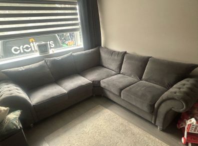 L shaped sofa need gone today