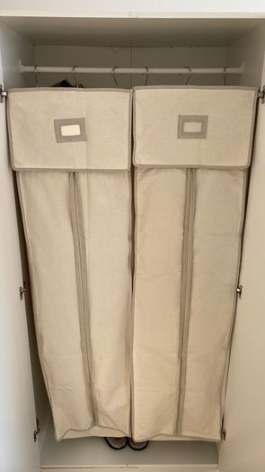 Hanging wardrobe