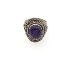 Vintage 925 Sterling Silver & Amerhyst Ring