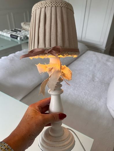 Miniature lamp  .