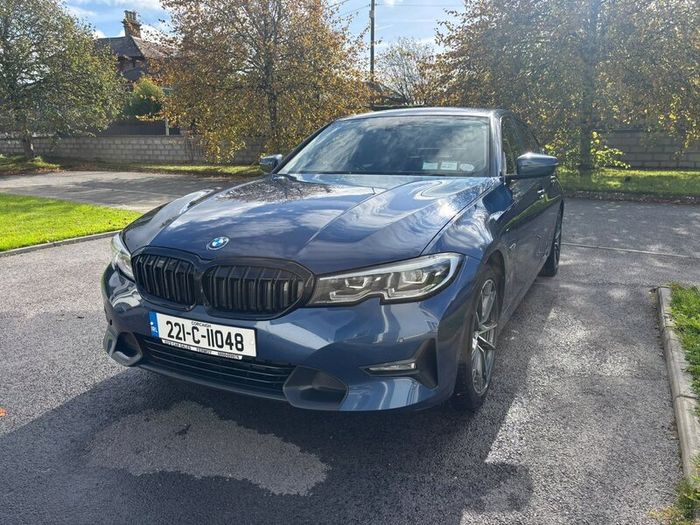 BMW 330e Sport Pro