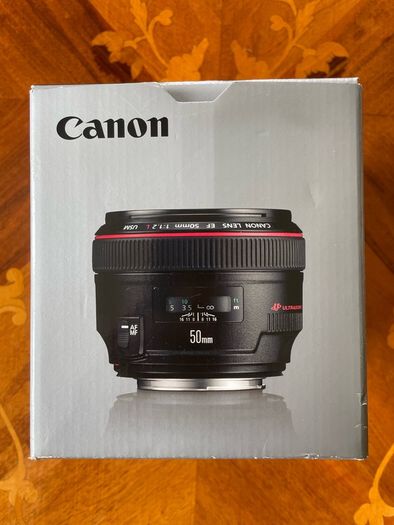 Canon EF 50mm f/1.2L USM