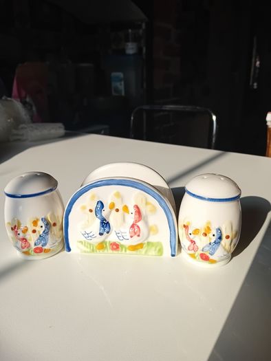 Vintage 1960s condiment set porcelain