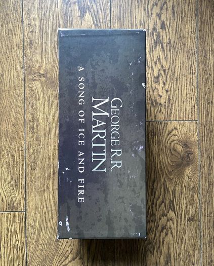 A Song of Ice & Fire The Story Continues: 7 Book Box Set by George R.R. Martin