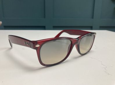 Ray ban sun glasses