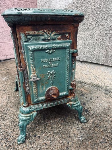Vintage French-Style Cast Iron Stove