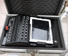 Mackie DL1608 16-Channel Digital Live Sound Mixer