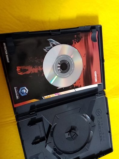 Resident evil 4 Game cube & Nintendo Wii games Original