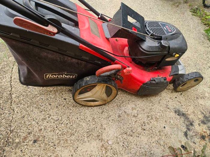Lawnmower