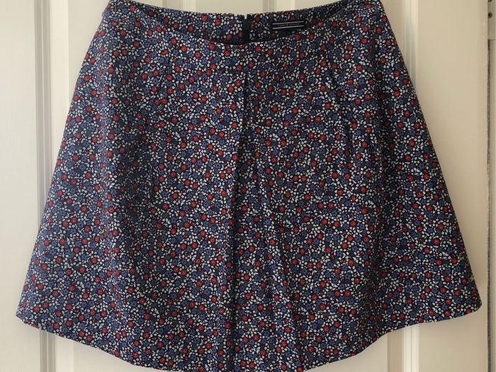 Tommy Hilfiger mini skirt