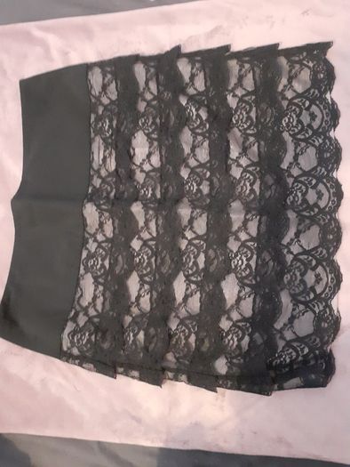 Skirt black lace on beige (Orsay size 34)
