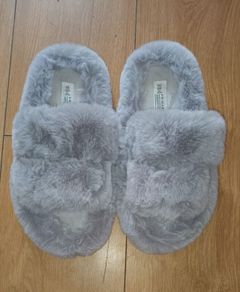 womens slippers