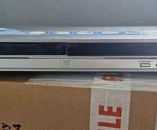Bundle DVD player plus dvds