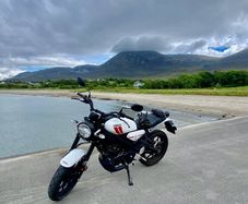 Yamaha XSR 2023
