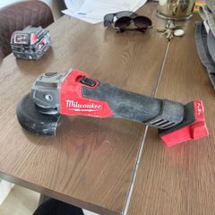 Milwaukee Angle Grinder 115mm