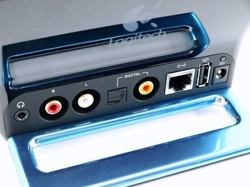 Logitech Squeezebox Touch Wi-Fi Music Player