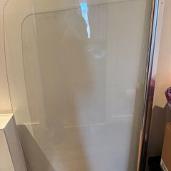 Bathtub screen