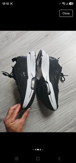 Genuine mens Nike Air Zoom type UK8