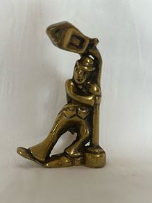Vintage Brass ornament - drunken man and a lamppost