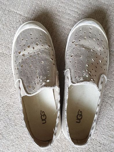 UGG Karsyn Trainers