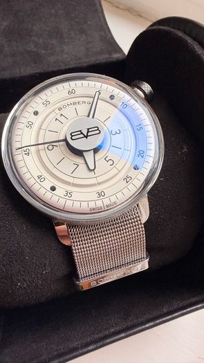 Bomberg BB-01 White & Silver (Quartz)
