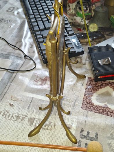 Antique Brass Tabletop Dinner Gong with Stand & Mallet Beautiful Etched Patina Postage Available or Collection,