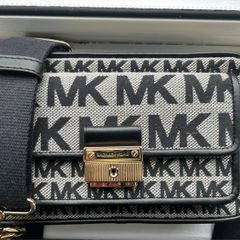 Michael Kors Camera Handbag - Bradshaw Medium with tags