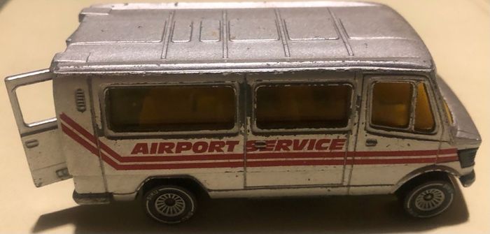 Siku Mercedes 208 Minibus