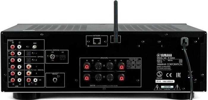 Yamaha Amp & 4 Yamaha Speakers & AV Link
